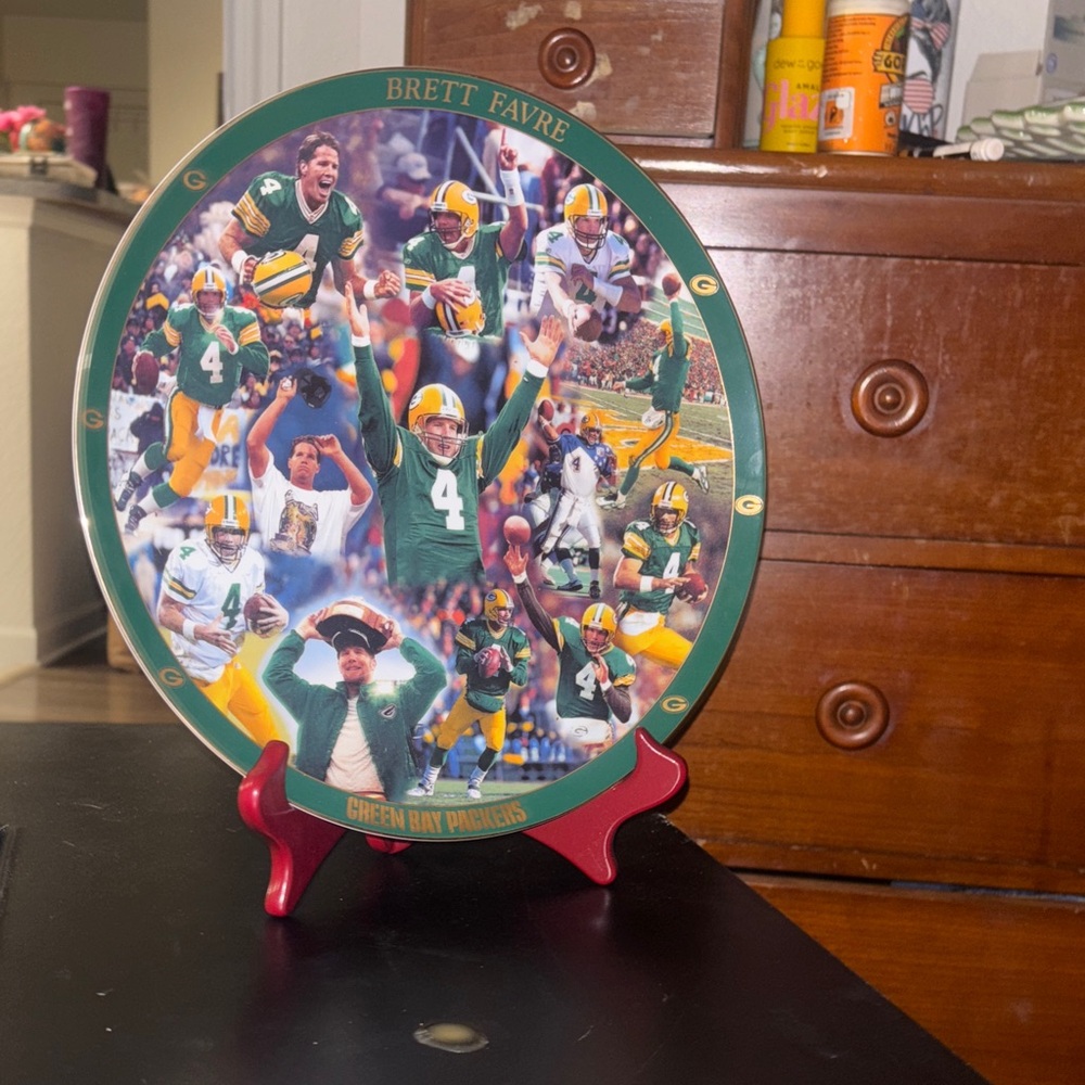 Danbury Mint Green Bay Packers commemorative Brett Favre Decorative Plate